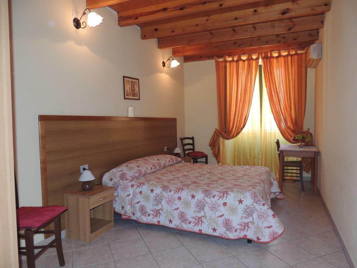 La Marina Bed & Breakfast Cagliari Ngoại thất bức ảnh