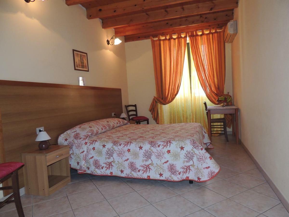 La Marina Bed & Breakfast Cagliari Ngoại thất bức ảnh